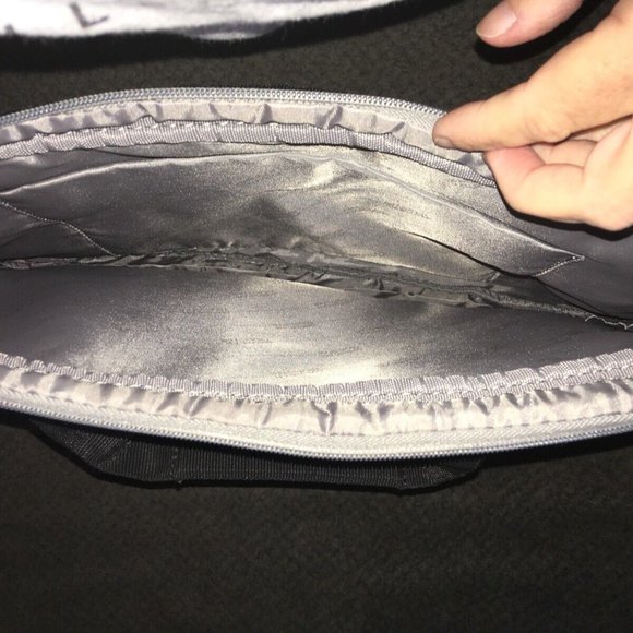 Excellent Laptop/Computer Bag by American Tourister - Picture 4 of 4